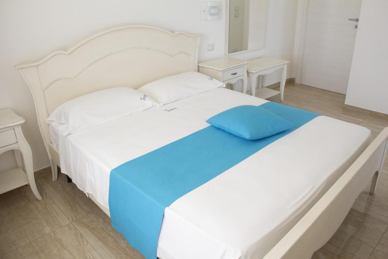 B&B Imperial Exclusive Rooms & Breakfast 포르토 세자레오 외부 사진